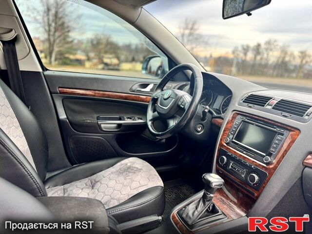 Серый Шкода Октавия, объемом двигателя 2 л и пробегом 295 тыс. км за 9700 $, фото 8 на Automoto.ua