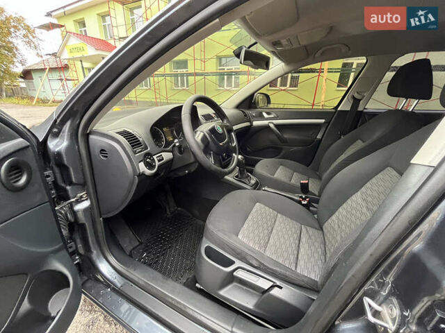 Сірий Шкода Октавія, об'ємом двигуна 1.6 л та пробігом 297 тис. км за 7600 $, фото 8 на Automoto.ua