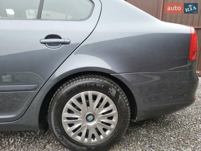 Сірий Шкода Октавія, об'ємом двигуна 2 л та пробігом 245 тис. км за 9200 $, фото 13 на Automoto.ua