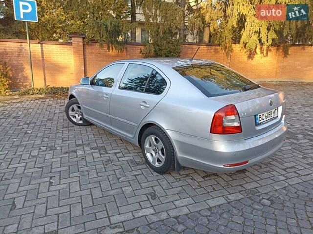 Сірий Шкода Октавія, об'ємом двигуна 1.6 л та пробігом 230 тис. км за 7777 $, фото 18 на Automoto.ua