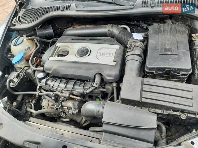 Сірий Шкода Октавія, об'ємом двигуна 1.8 л та пробігом 146 тис. км за 9800 $, фото 5 на Automoto.ua