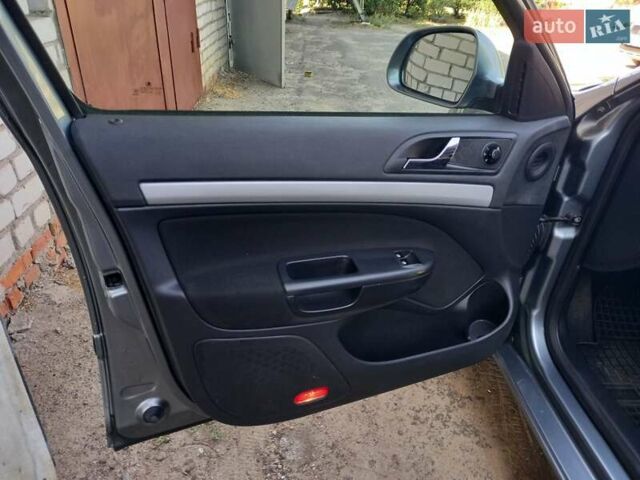 Сірий Шкода Октавія, об'ємом двигуна 1.2 л та пробігом 208 тис. км за 6900 $, фото 19 на Automoto.ua