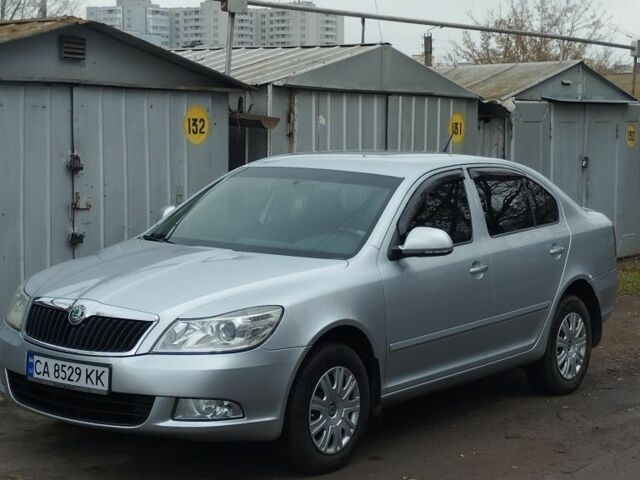 Сірий Шкода Октавія, об'ємом двигуна 1.6 л та пробігом 269 тис. км за 8700 $, фото 2 на Automoto.ua