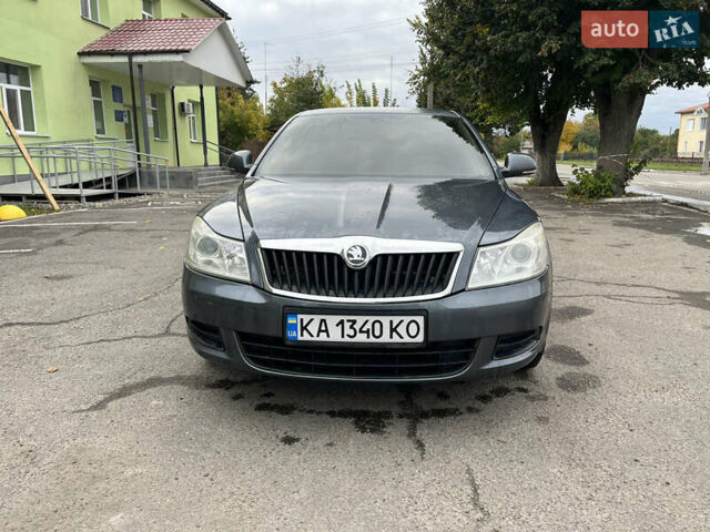Сірий Шкода Октавія, об'ємом двигуна 1.6 л та пробігом 297 тис. км за 7600 $, фото 2 на Automoto.ua