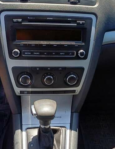 Серый Шкода Октавия, объемом двигателя 1.6 л и пробегом 192 тыс. км за 8600 $, фото 5 на Automoto.ua