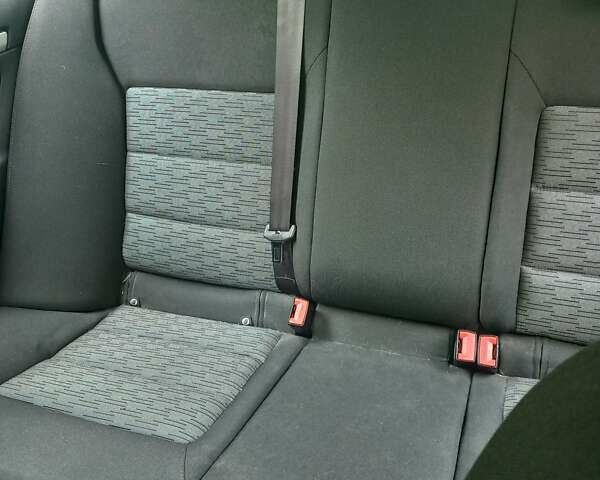 Серый Шкода Октавия, объемом двигателя 1.8 л и пробегом 253 тыс. км за 6800 $, фото 7 на Automoto.ua