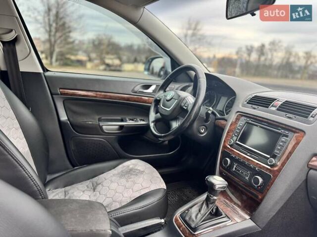 Серый Шкода Октавия, объемом двигателя 1.97 л и пробегом 295 тыс. км за 9700 $, фото 7 на Automoto.ua