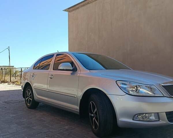 Сірий Шкода Октавія, об'ємом двигуна 1.8 л та пробігом 148 тис. км за 9200 $, фото 9 на Automoto.ua