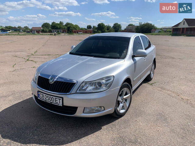 Серый Шкода Октавия, объемом двигателя 1.6 л и пробегом 273 тыс. км за 7800 $, фото 1 на Automoto.ua