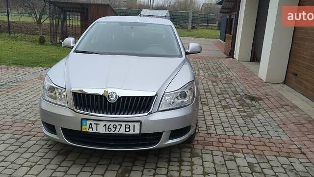 Серый Шкода Октавия, объемом двигателя 1.6 л и пробегом 170 тыс. км за 8800 $, фото 11 на Automoto.ua