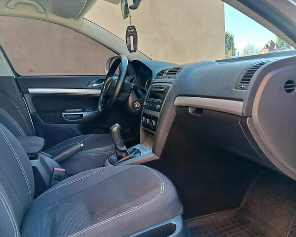 Сірий Шкода Октавія, об'ємом двигуна 1.8 л та пробігом 148 тис. км за 9200 $, фото 23 на Automoto.ua