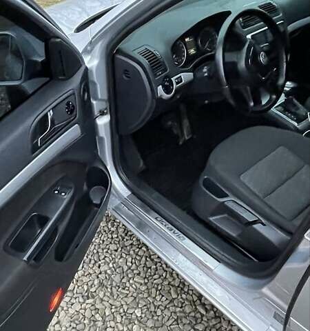 Сірий Шкода Октавія, об'ємом двигуна 1.6 л та пробігом 212 тис. км за 7700 $, фото 11 на Automoto.ua