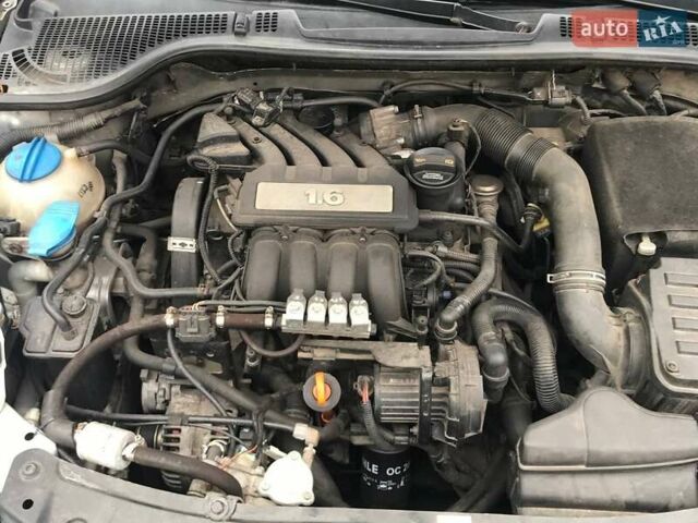 Сірий Шкода Октавія, об'ємом двигуна 1.6 л та пробігом 271 тис. км за 9400 $, фото 3 на Automoto.ua