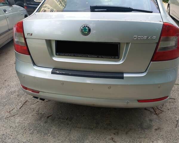 Серый Шкода Октавия, объемом двигателя 1.8 л и пробегом 253 тыс. км за 6800 $, фото 6 на Automoto.ua