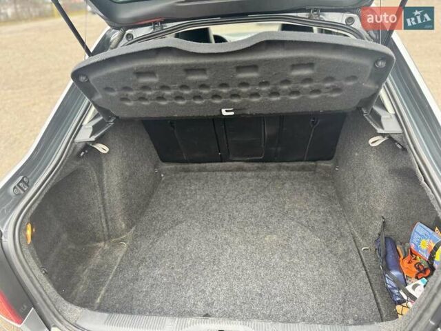 Серый Шкода Октавия, объемом двигателя 1.97 л и пробегом 295 тыс. км за 9700 $, фото 18 на Automoto.ua