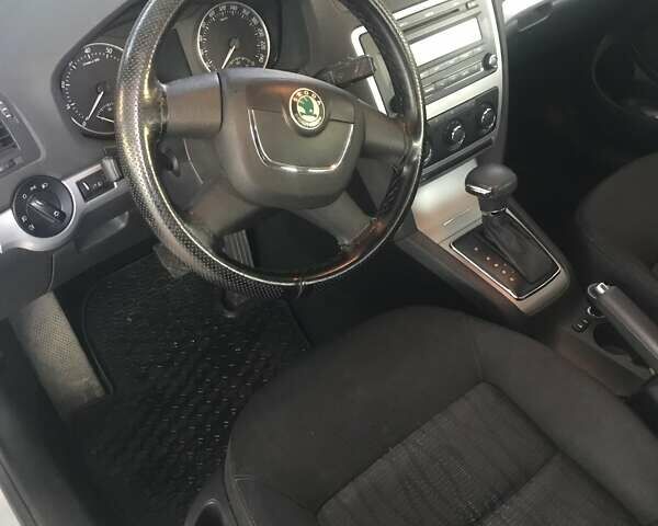 Шкода Октавия 2012 в Арцизе на Automoto.ua Серый Шкода Октавия, объемом двигателя 1.8 л и пробегом 179 тыс. км за 8500 $, фото 18 на Automoto.ua