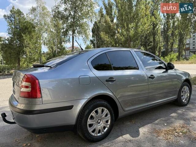 Серый Шкода Октавия, объемом двигателя 1.6 л и пробегом 173 тыс. км за 7700 $, фото 6 на Automoto.ua