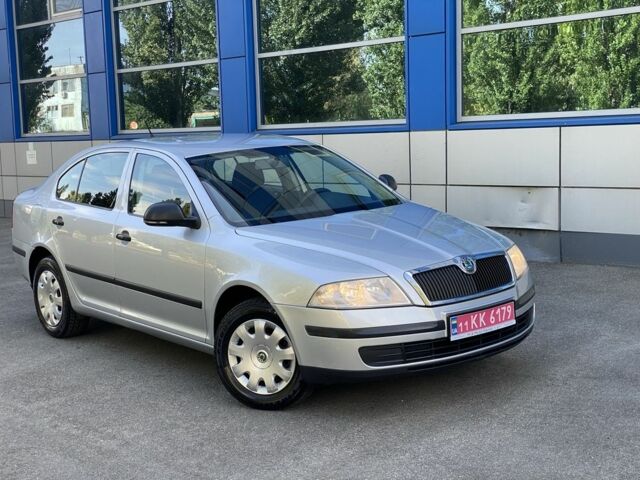 Шкода Октавия 2012 в Киеве на Automoto.ua Серый Шкода Октавия, объемом двигателя 1.6 л и пробегом 190 тыс. км за 6999 $, фото 1 на Automoto.ua