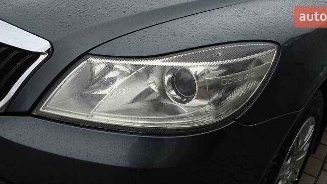 Серый Шкода Октавия, объемом двигателя 1.8 л и пробегом 188 тыс. км за 6700 $, фото 13 на Automoto.ua