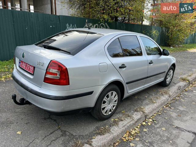 Шкода Октавія 2012 у Києві на Automoto.ua Сірий Шкода Октавія, об'ємом двигуна 1.6 л та пробігом 205 тис. км за 7000 $, фото 6 на Automoto.ua