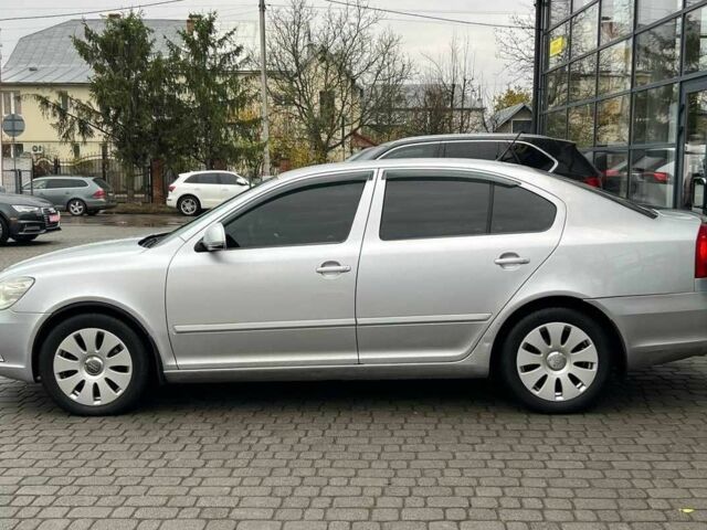 Серый Шкода Октавия, объемом двигателя 1.6 л и пробегом 210 тыс. км за 8500 $, фото 3 на Automoto.ua