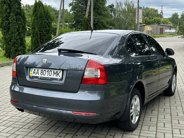 Серый Шкода Октавия, объемом двигателя 1.8 л и пробегом 221 тыс. км за 7850 $, фото 5 на Automoto.ua