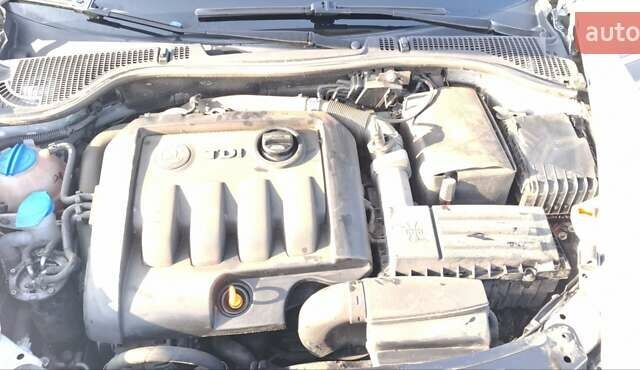 Серый Шкода Октавия, объемом двигателя 1.9 л и пробегом 257 тыс. км за 7999 $, фото 15 на Automoto.ua