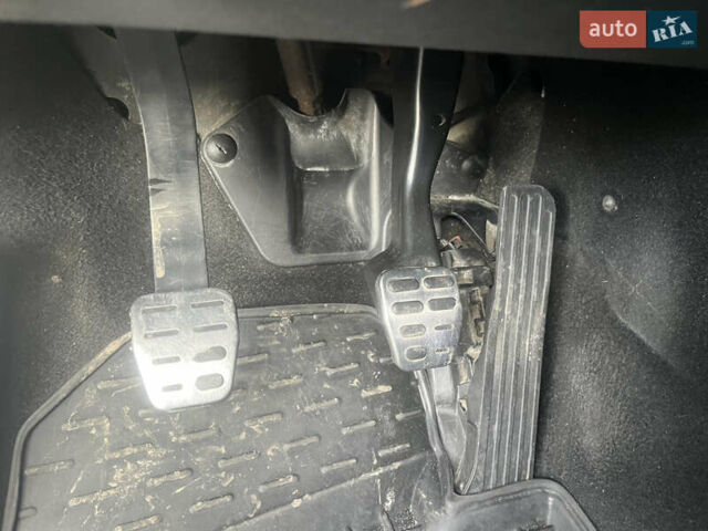 Шкода Октавія 2012 у Нежине на Automoto.ua Сірий Шкода Октавія, об'ємом двигуна 1.6 л та пробігом 215 тис. км за 8700 $, фото 15 на Automoto.ua