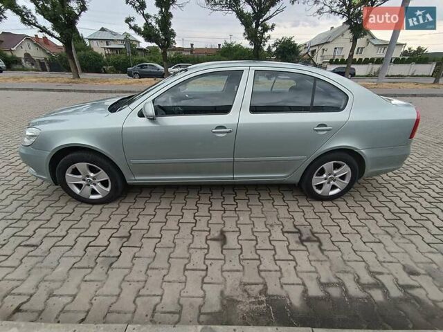 Серый Шкода Октавия, объемом двигателя 1.2 л и пробегом 182 тыс. км за 9000 $, фото 14 на Automoto.ua