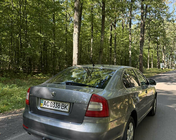 Сірий Шкода Октавія, об'ємом двигуна 1.6 л та пробігом 183 тис. км за 7500 $, фото 2 на Automoto.ua