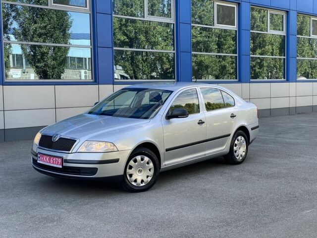 Шкода Октавия 2012 в Киеве на Automoto.ua Серый Шкода Октавия, объемом двигателя 1.6 л и пробегом 190 тыс. км за 6999 $, фото 7 на Automoto.ua