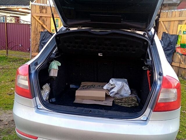 Сірий Шкода Октавія, об'ємом двигуна 1.8 л та пробігом 240 тис. км за 7500 $, фото 2 на Automoto.ua