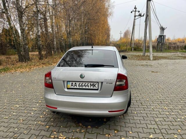 Серый Шкода Октавия, объемом двигателя 1.8 л и пробегом 174 тыс. км за 7500 $, фото 5 на Automoto.ua