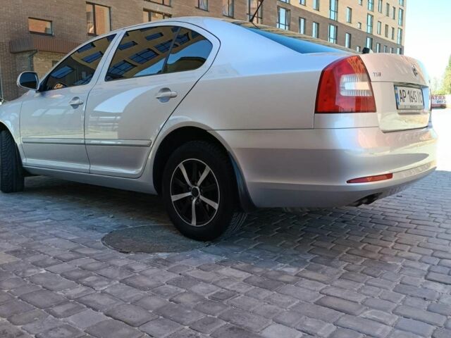 Серый Шкода Октавия, объемом двигателя 1.8 л и пробегом 148 тыс. км за 9200 $, фото 2 на Automoto.ua