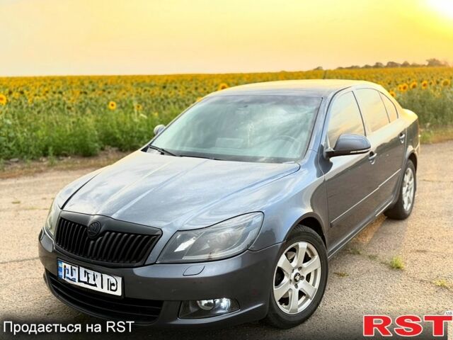 Серый Шкода Октавия, объемом двигателя 2 л и пробегом 275 тыс. км за 10500 $, фото 8 на Automoto.ua