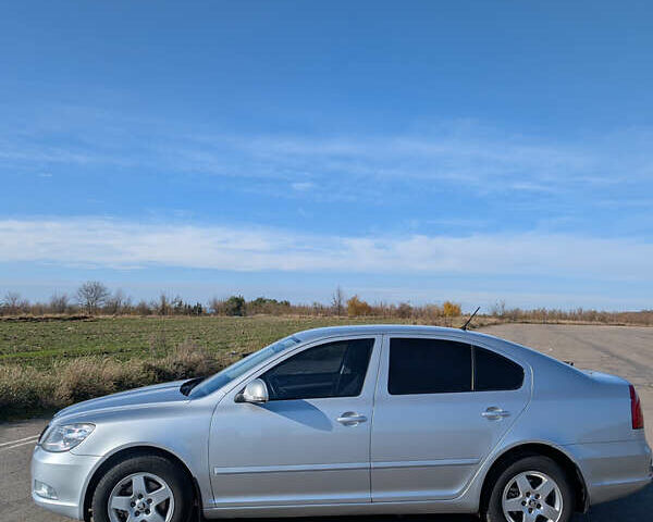 Сірий Шкода Октавія, об'ємом двигуна 1.39 л та пробігом 196 тис. км за 7399 $, фото 7 на Automoto.ua