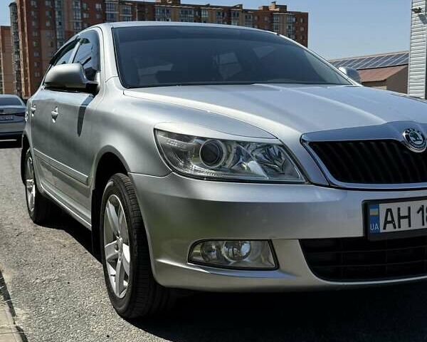 Серый Шкода Октавия, объемом двигателя 1.8 л и пробегом 174 тыс. км за 12800 $, фото 4 на Automoto.ua
