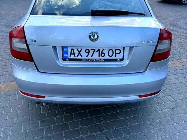 Сірий Шкода Октавія, об'ємом двигуна 1.9 л та пробігом 299 тис. км за 8200 $, фото 3 на Automoto.ua