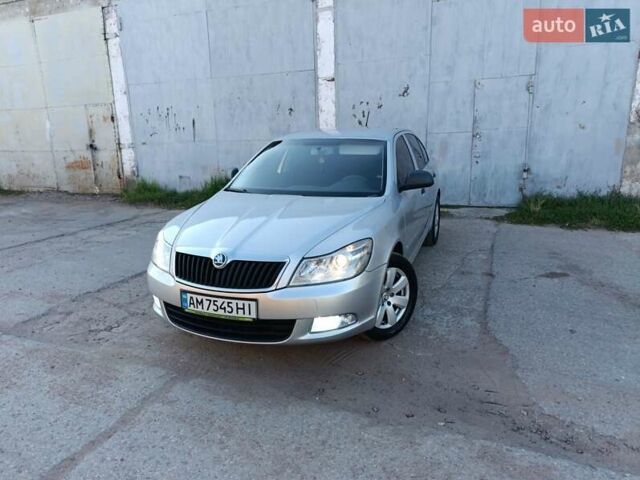 Серый Шкода Октавия, объемом двигателя 1.6 л и пробегом 235 тыс. км за 8400 $, фото 6 на Automoto.ua