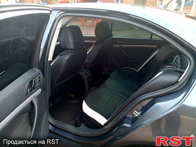Серый Шкода Октавия, объемом двигателя 1.6 л и пробегом 263 тыс. км за 7200 $, фото 2 на Automoto.ua