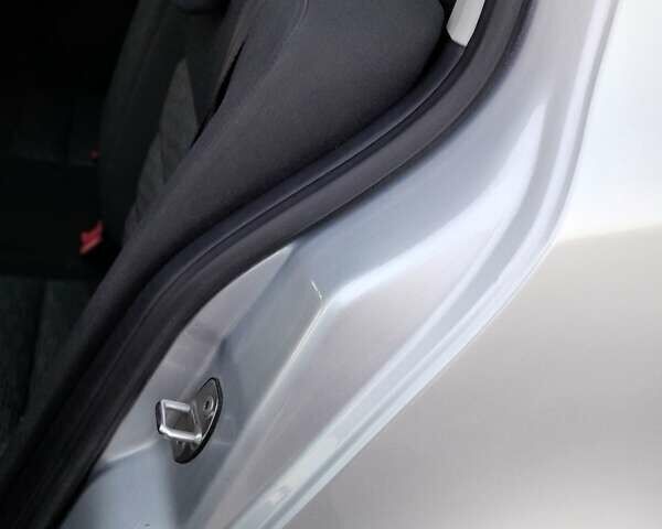 Сірий Шкода Октавія, об'ємом двигуна 1.6 л та пробігом 210 тис. км за 8900 $, фото 20 на Automoto.ua