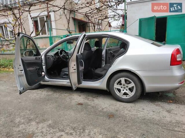 Серый Шкода Октавия, объемом двигателя 1.6 л и пробегом 345 тыс. км за 7250 $, фото 7 на Automoto.ua
