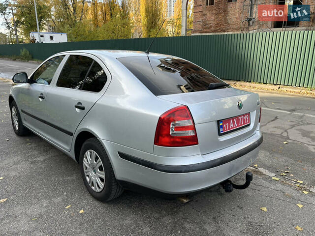 Шкода Октавія 2012 у Києві на Automoto.ua Сірий Шкода Октавія, об'ємом двигуна 1.6 л та пробігом 205 тис. км за 7000 $, фото 4 на Automoto.ua
