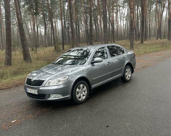 Сірий Шкода Октавія, об'ємом двигуна 1.8 л та пробігом 256 тис. км за 10500 $, фото 12 на Automoto.ua
