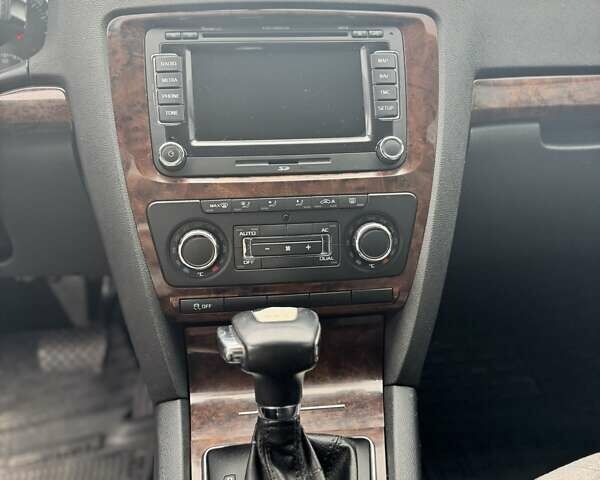 Серый Шкода Октавия, объемом двигателя 1.97 л и пробегом 295 тыс. км за 9700 $, фото 14 на Automoto.ua