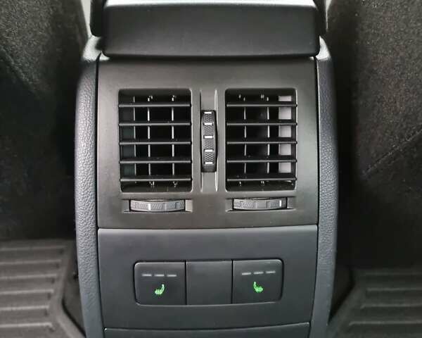 Сірий Шкода Октавія, об'ємом двигуна 2 л та пробігом 245 тис. км за 9200 $, фото 27 на Automoto.ua