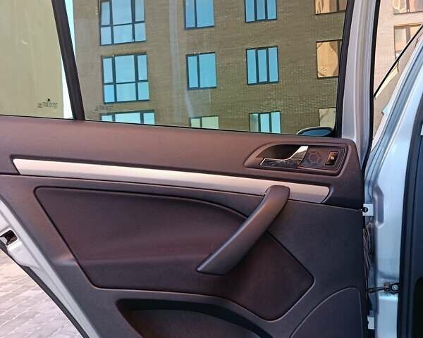 Шкода Октавія 2012 у Нетешине на Automoto.ua Сірий Шкода Октавія, об'ємом двигуна 1.8 л та пробігом 148 тис. км за 9200 $, фото 19 на Automoto.ua