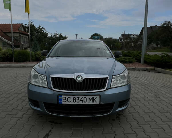 Серый Шкода Октавия, объемом двигателя 1.6 л и пробегом 280 тыс. км за 7500 $, фото 1 на Automoto.ua