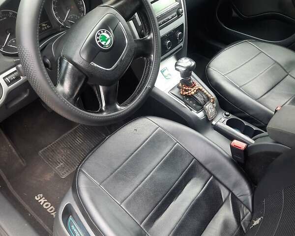 Сірий Шкода Октавія, об'ємом двигуна 1.8 л та пробігом 146 тис. км за 9800 $, фото 7 на Automoto.ua