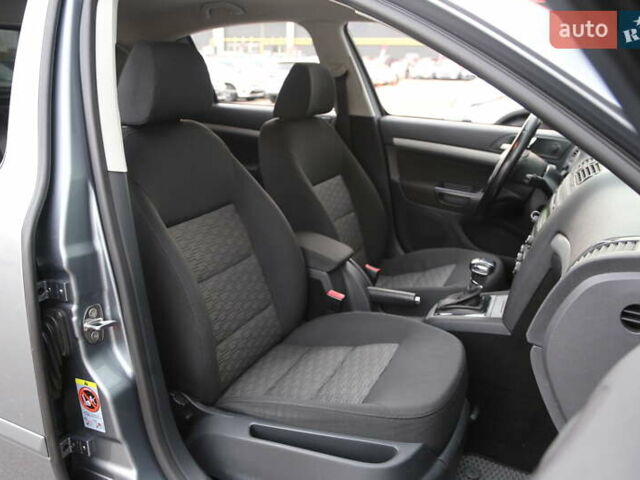 Серый Шкода Октавия, объемом двигателя 1.8 л и пробегом 201 тыс. км за 8900 $, фото 11 на Automoto.ua